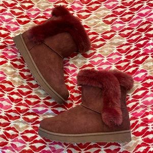 SO Booties in Burgundy